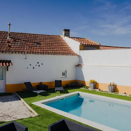 Schilla House T3 Private Pool, Near Peniche, West Coast Lourinha (Lisbon)
